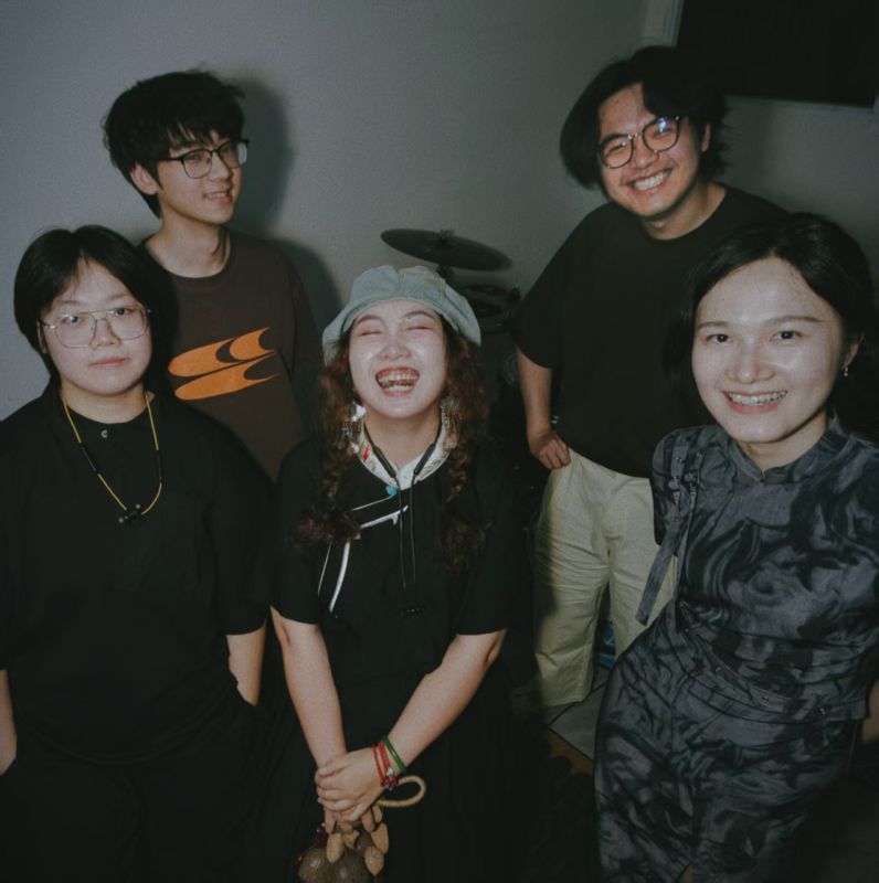 img1785500909.jpg